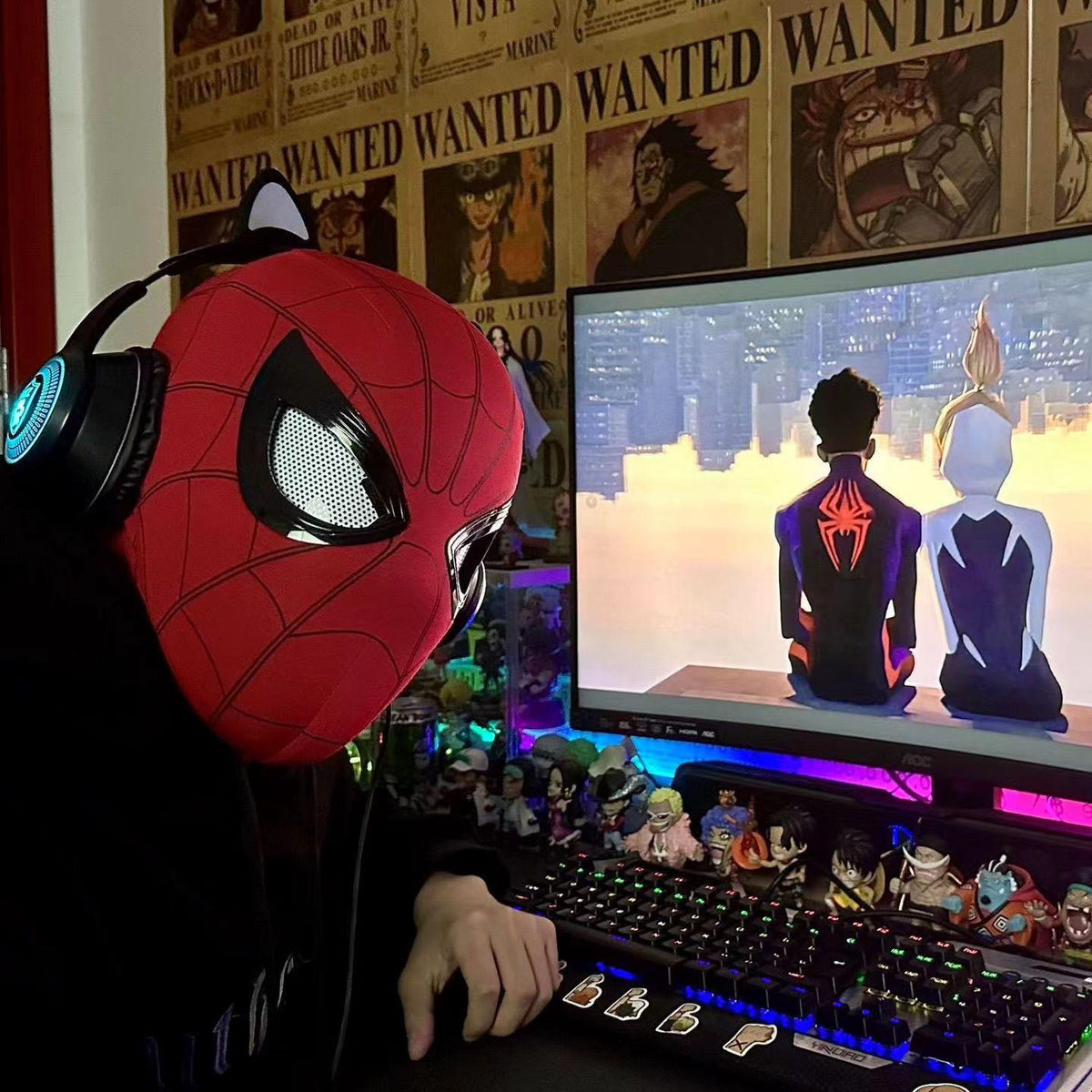 Spider-Man LED Glowing Mask – Interactive Light-Up Superhero Helmet
